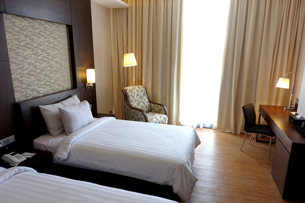 Java Heritage Hotel Пурвокерто Екстер'єр фото